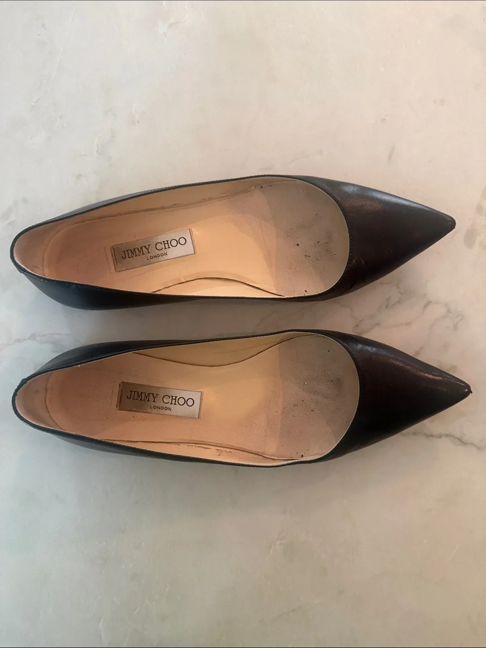 Jimmy Choo Black Leather Pointed-Toe flats size 40